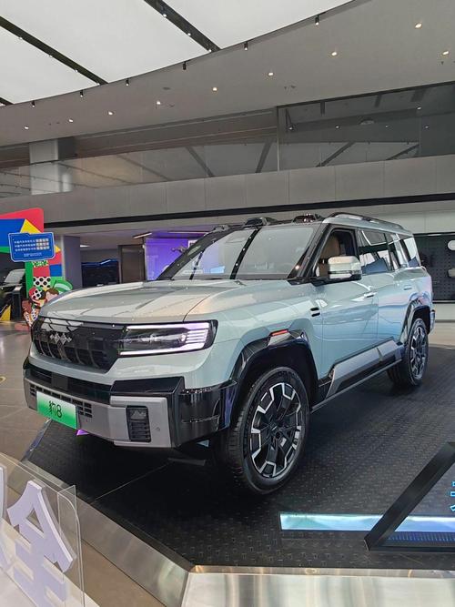 深圳龙华区云全南企业管理咨询比亚迪方程豹硬派越野的爆款，英菲尼迪35周年与你共成长